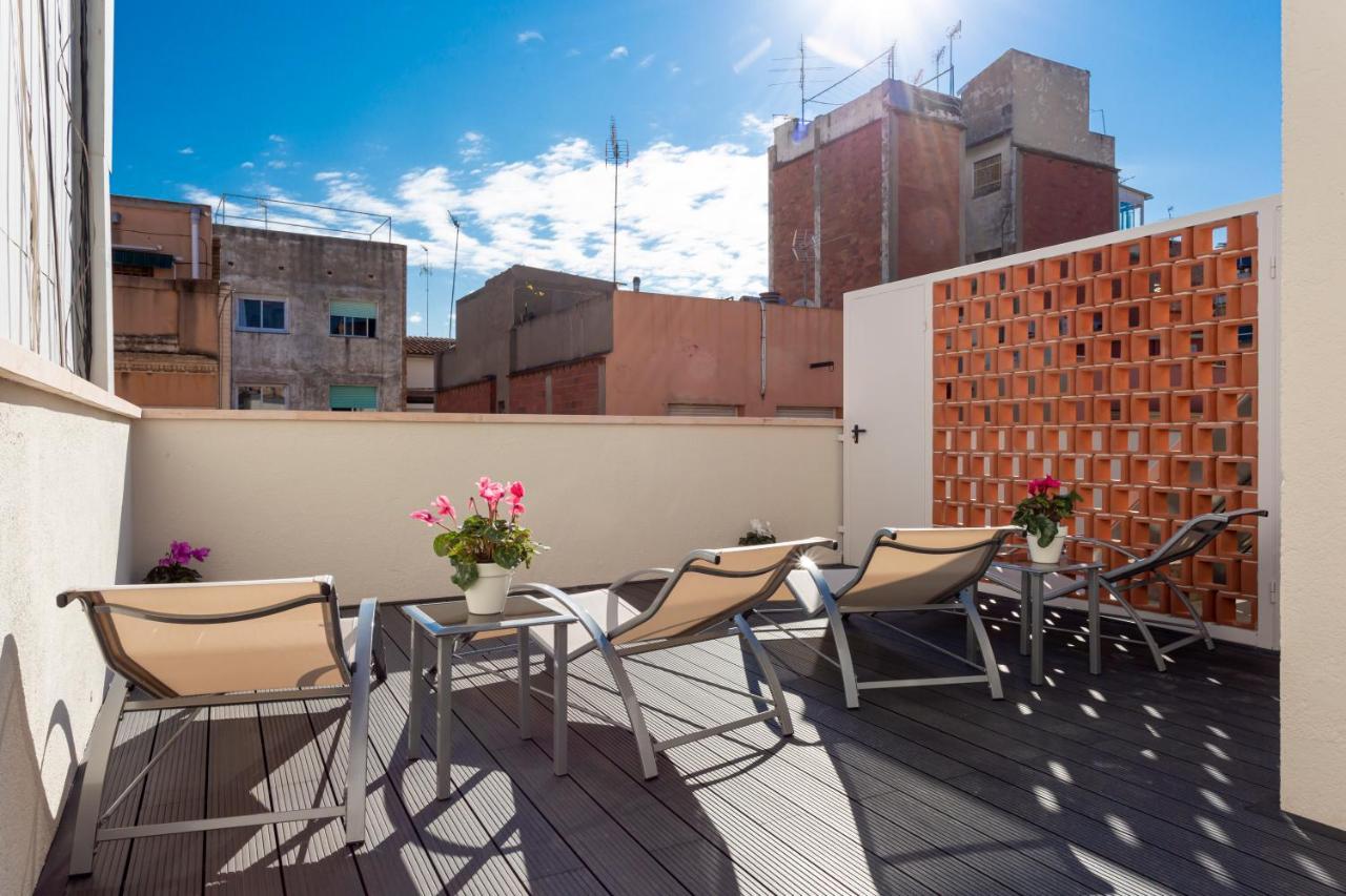 8 Lacus Baikal L'Hospitalet de Llobregat Buitenkant foto